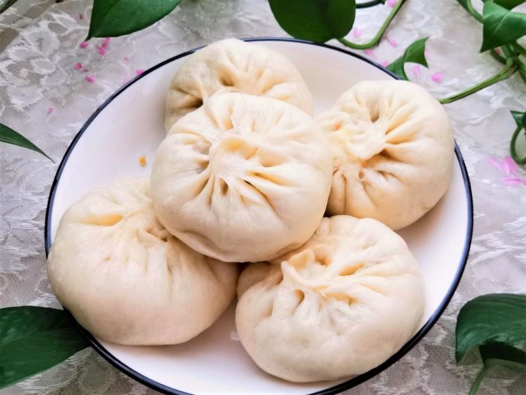 Chinese Bun Recipe Steamed Bun With Cabbage, Egg And Vermicelli