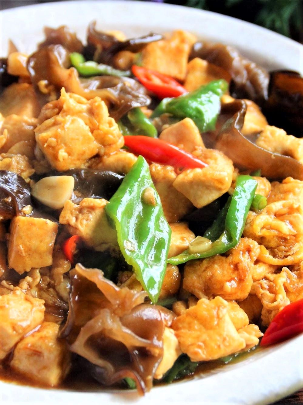 Tofu, Black Fungus And Green Peppers Stir-Fry Recipe 2020