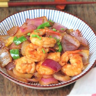 Fried shrimp with onion recipe healthy dish for elderly