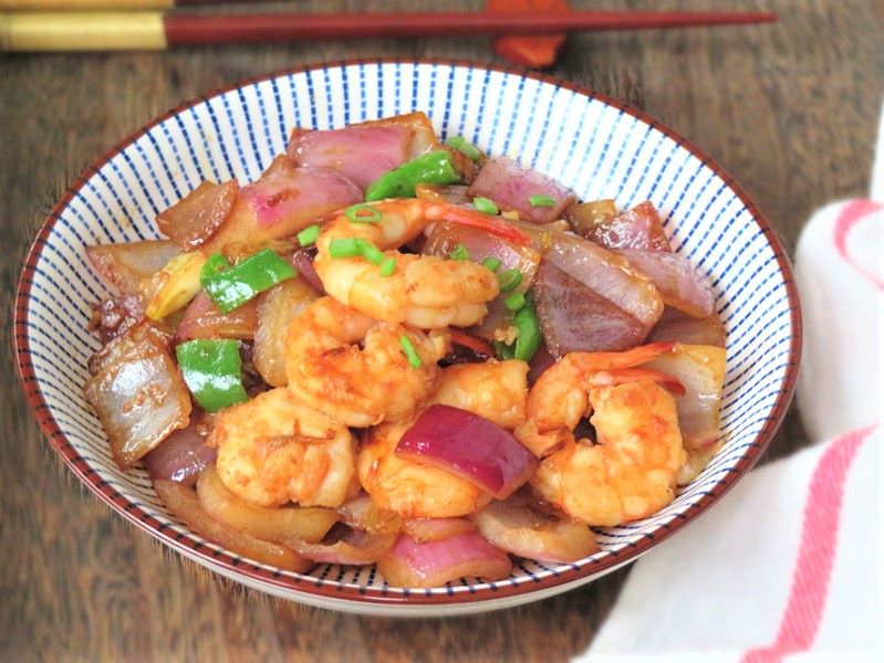 Fried shrimp with onion recipe healthy dish for elderly