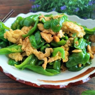Scrambled eggs with green peppers best china food