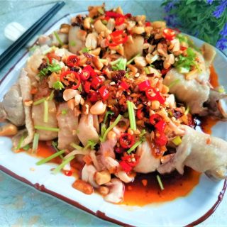 Spicy cold chicken legs chicken drumsticks in chili sauce salad China food Chinese homemade dish recipe