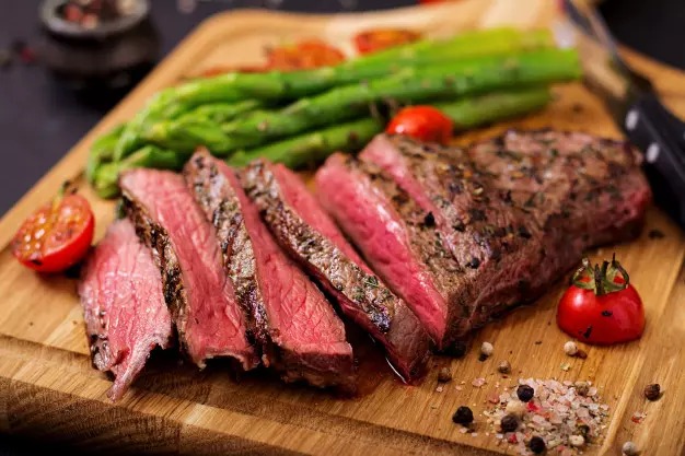 Is the red juice from undercooked steak blood? It is caused by myoglobin in muscles!